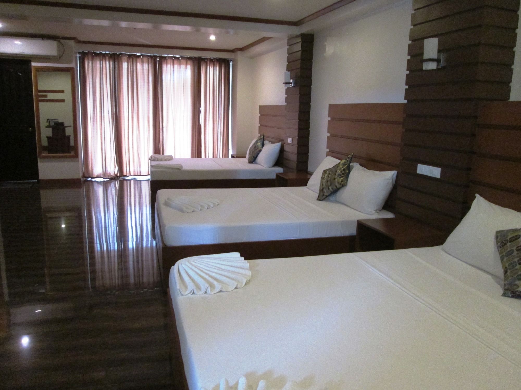 Abozza Resort Balabag  Buitenkant foto