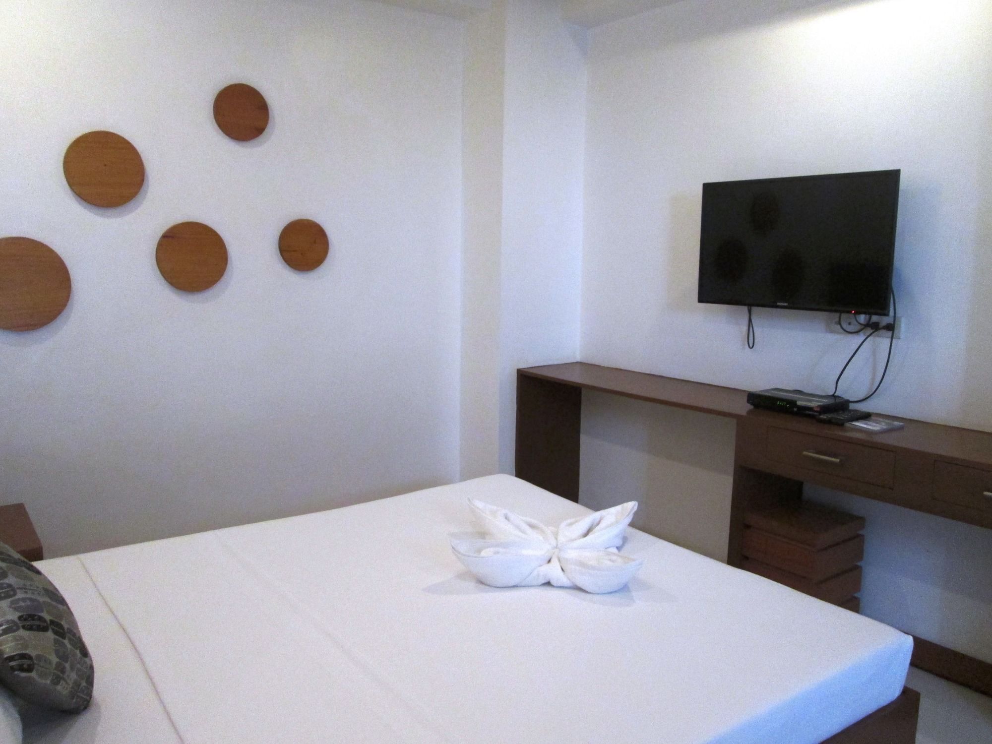 Abozza Resort Balabag  Buitenkant foto